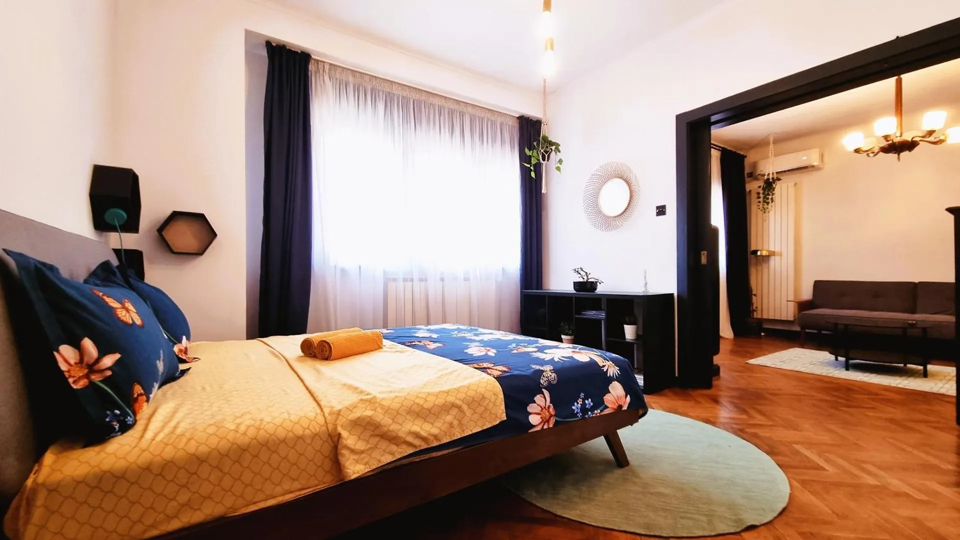 Central Old Town Exclusive - The Musician Bucharest Apartment